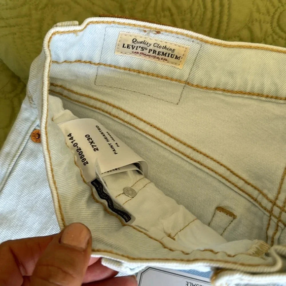 Levi’s 501 womens called faint hearted from sample sale NWT size 27 x 30 raw hem - Picture 9 of 16